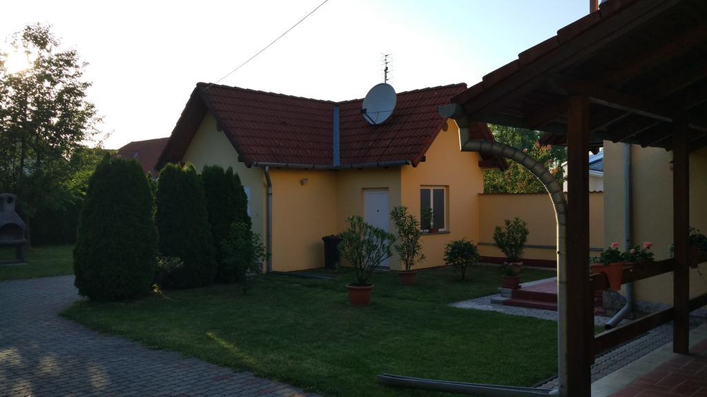 Anna Villa Lenti Extérieur photo